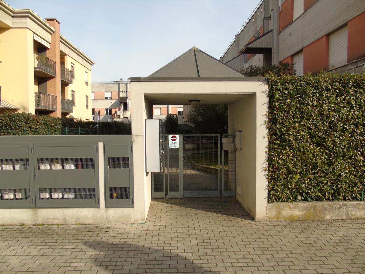 Casa Leonardo Airport Ξενοδοχείο Azzano San Paolo Εξωτερικό φωτογραφία